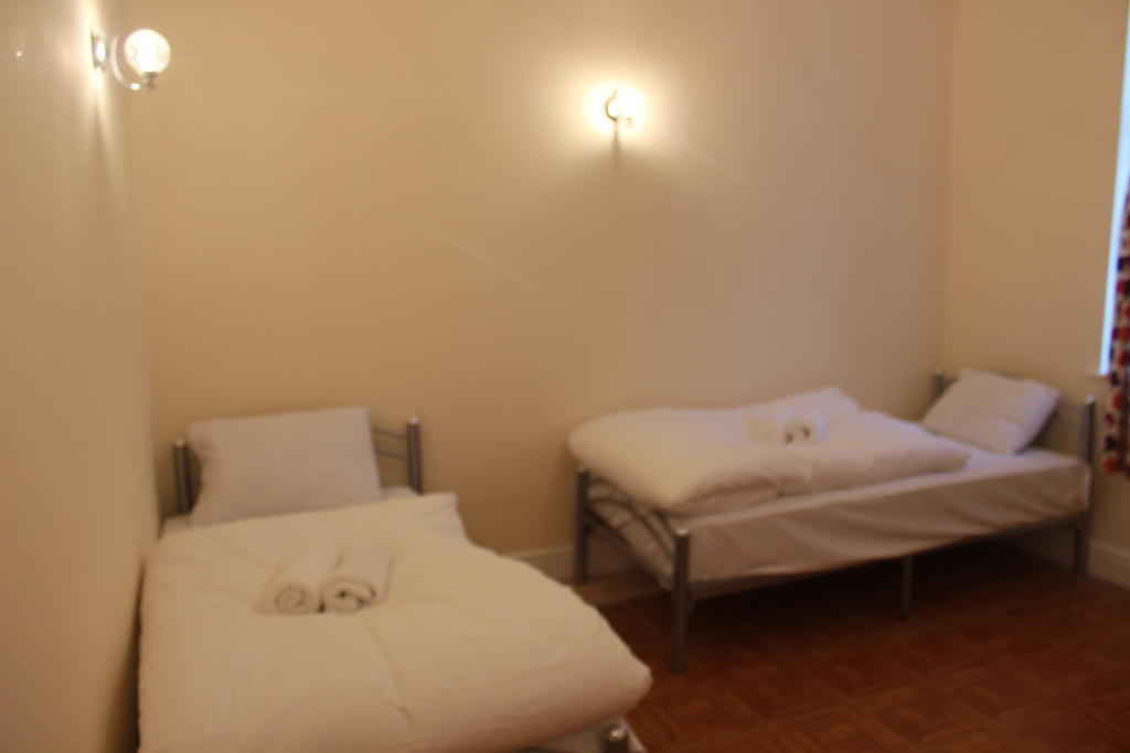 Avenue Inn Ilford Habitación foto